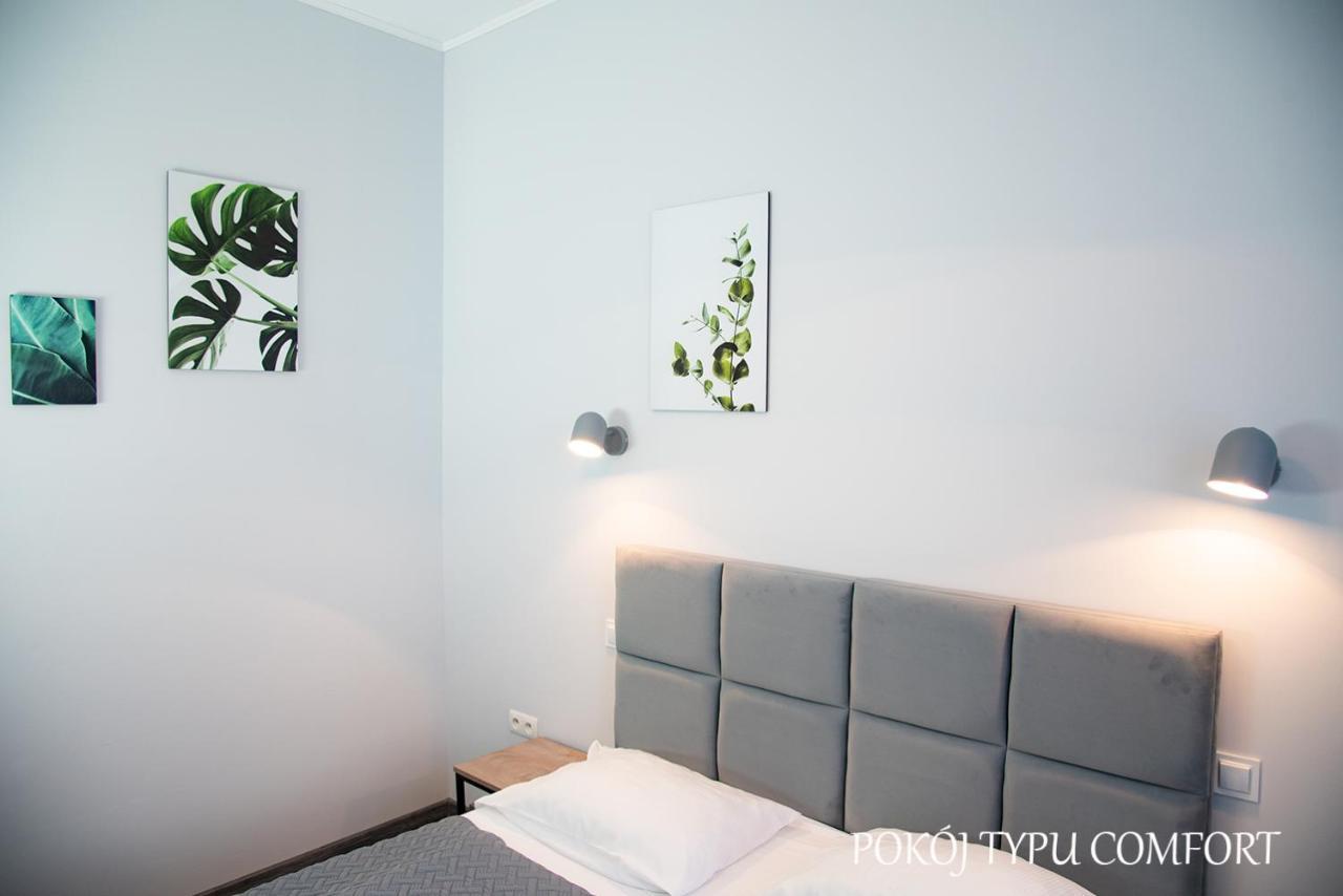 Baron Hotel Ciechanów Екстериор снимка
