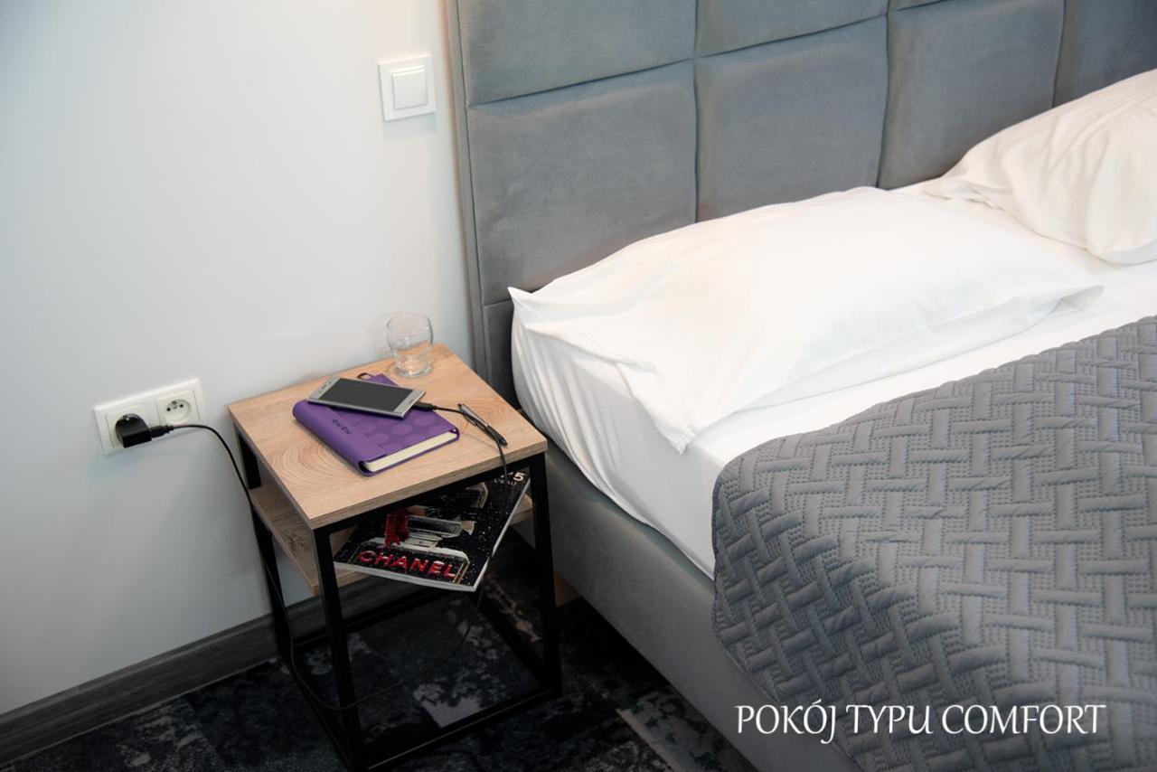 Baron Hotel Ciechanów Екстериор снимка