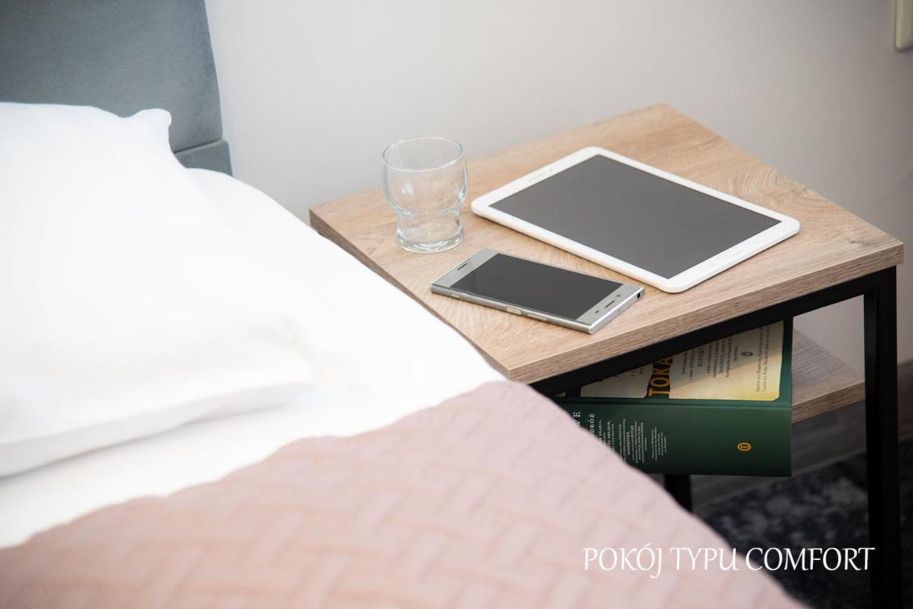 Baron Hotel Ciechanów Екстериор снимка